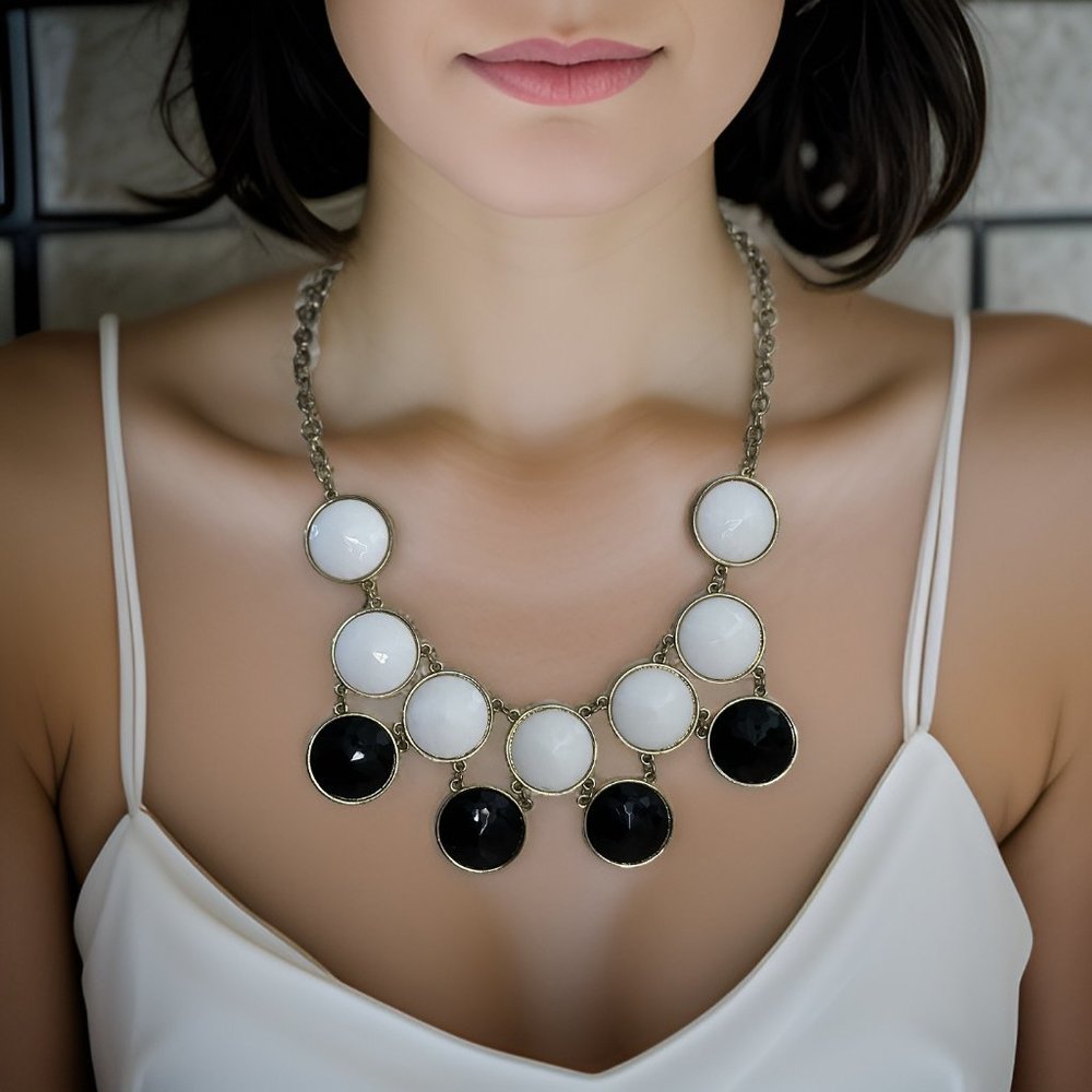 Cookie Lee Circle Bib Necklace